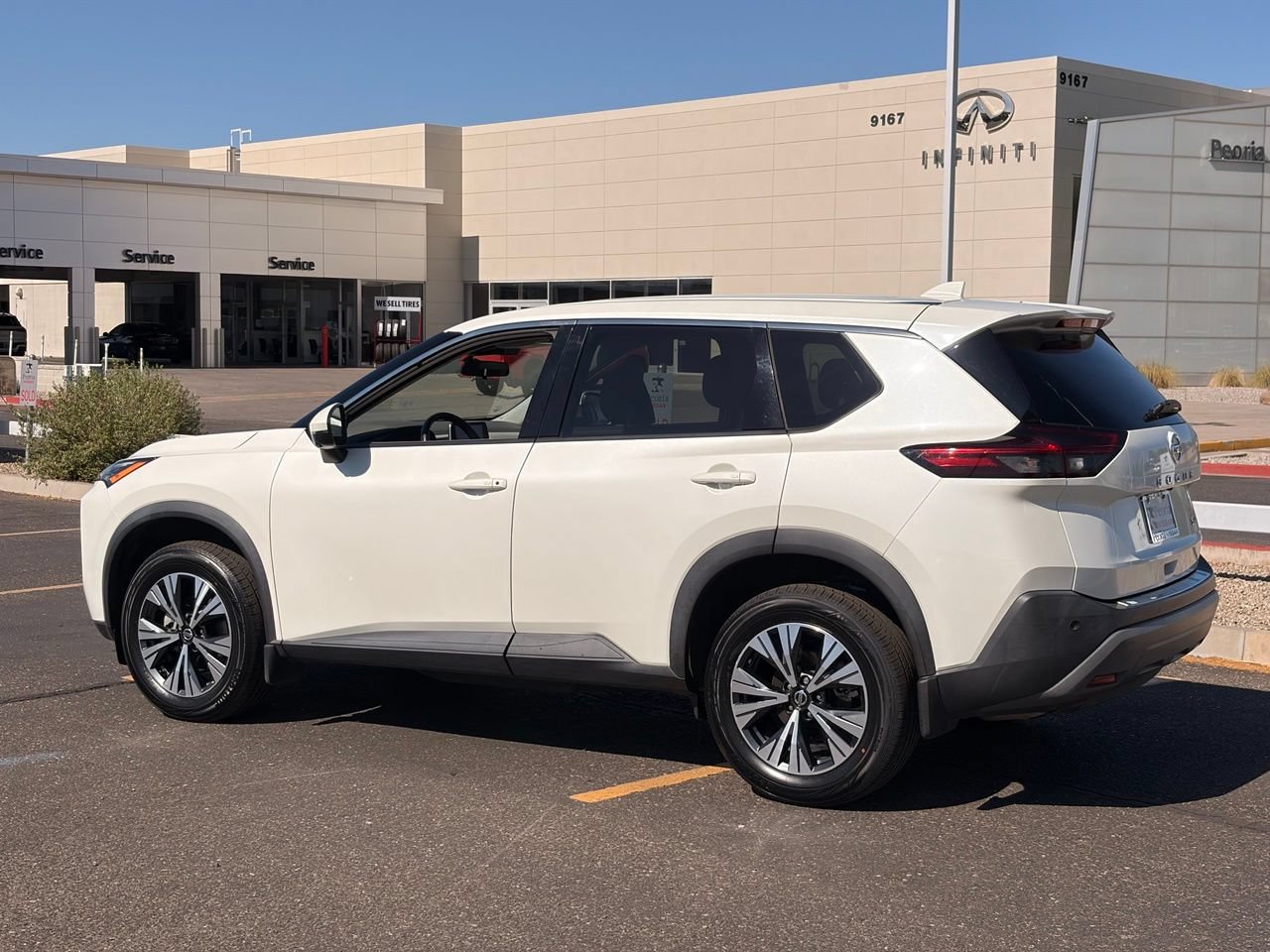 Certified 2021 Nissan Rogue SV FWD image 4