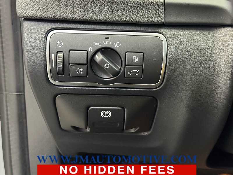 Used 2018 Volvo S60 T5 Dynamic w/ Vision Package image 36