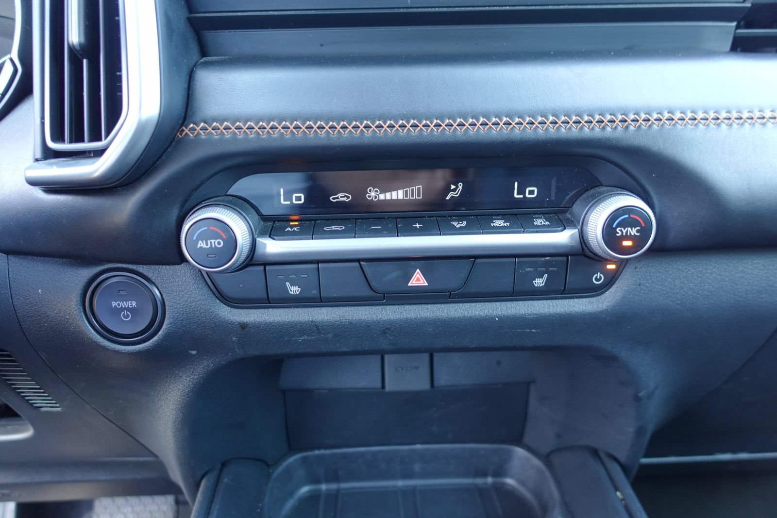 Certified 2025 MAZDA CX-50 AWD 2.5 Hybrid w/ Premium Pkg image 23