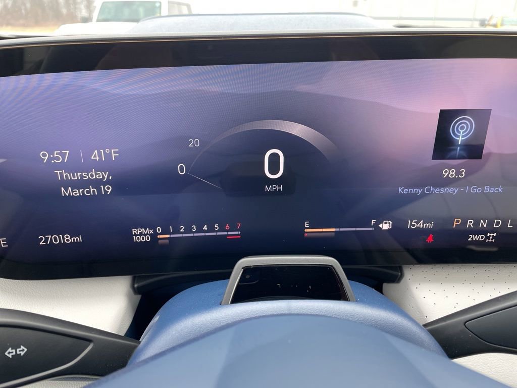 Used 2025 Buick Enclave Avenir w/ Super Cruise Package image 23