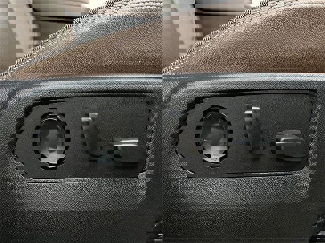 Used 2021 Chevrolet Suburban High Country image 30