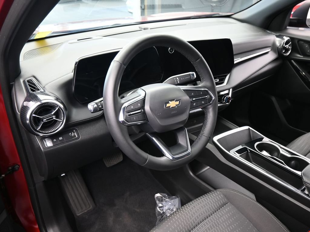 Used 2025 Chevrolet Equinox LT image 10