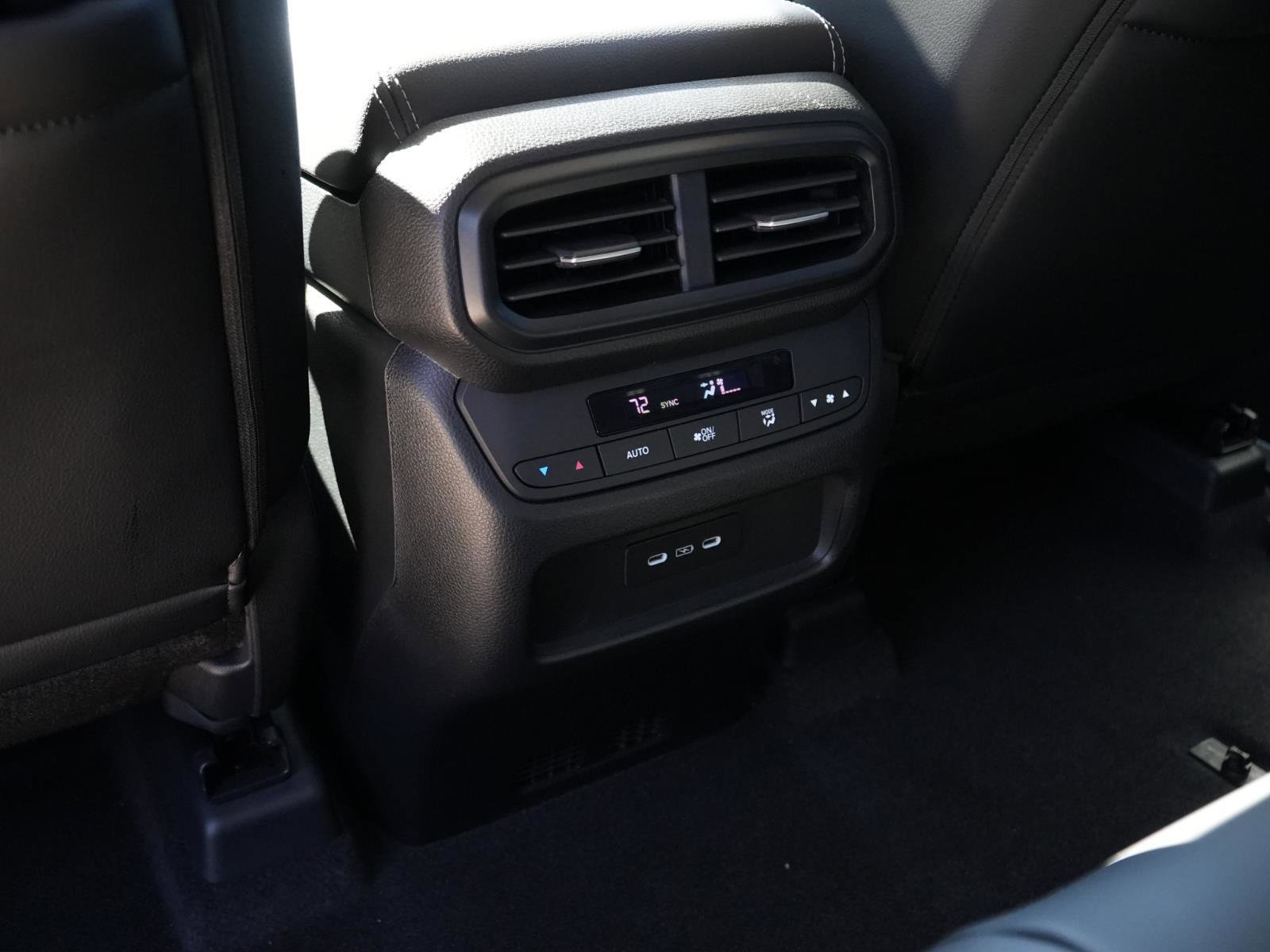 New 2025 Honda Pilot Touring image 20