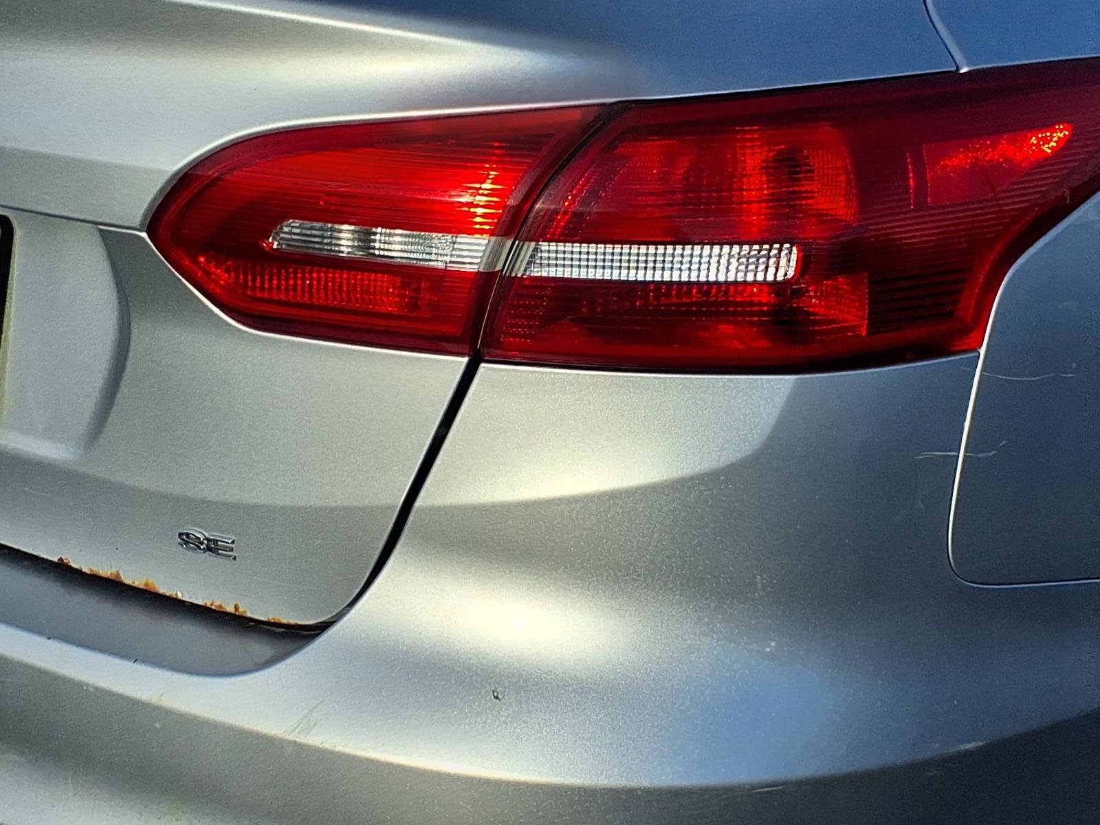 Used 2017 Ford Focus SE image 18