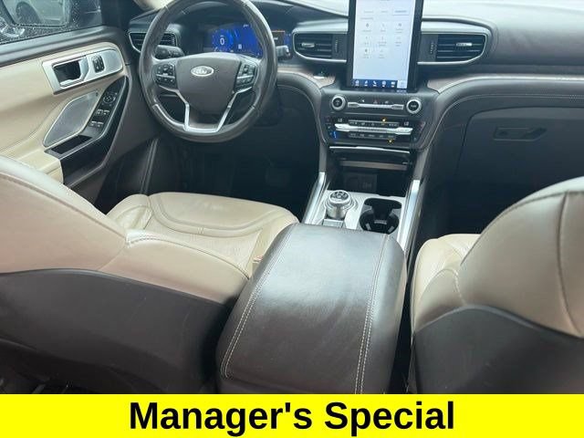Used 2020 Ford Explorer Platinum w/ Premium Technology Package AWD/4WD image 43