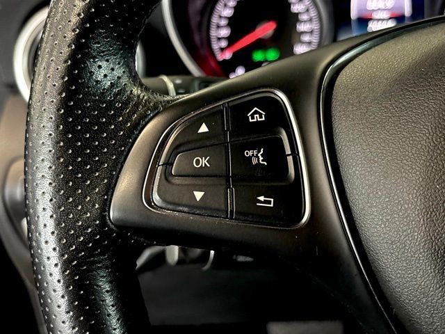 Used 2019 Mercedes-Benz GLC 300 image 24