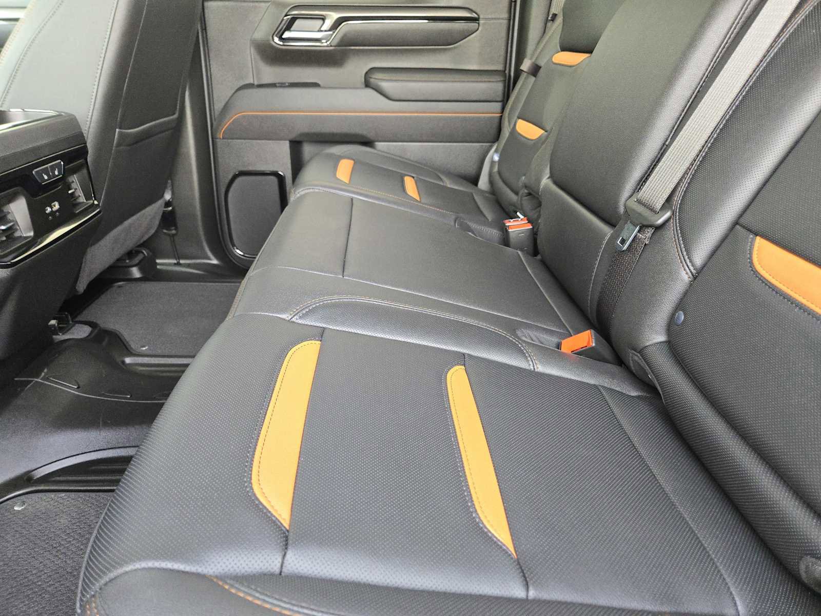 Certified 2026 GMC Sierra 1500 AT4 w/ AT4 Premium Package image 30