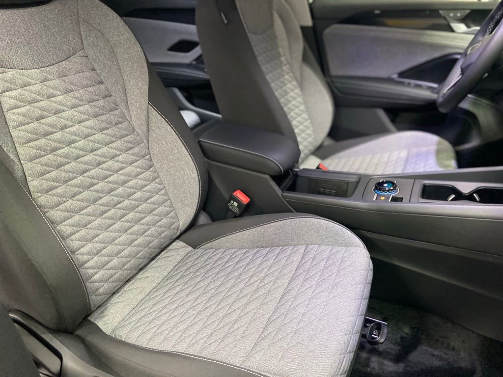 New 2026 Volkswagen Tiguan S image 8