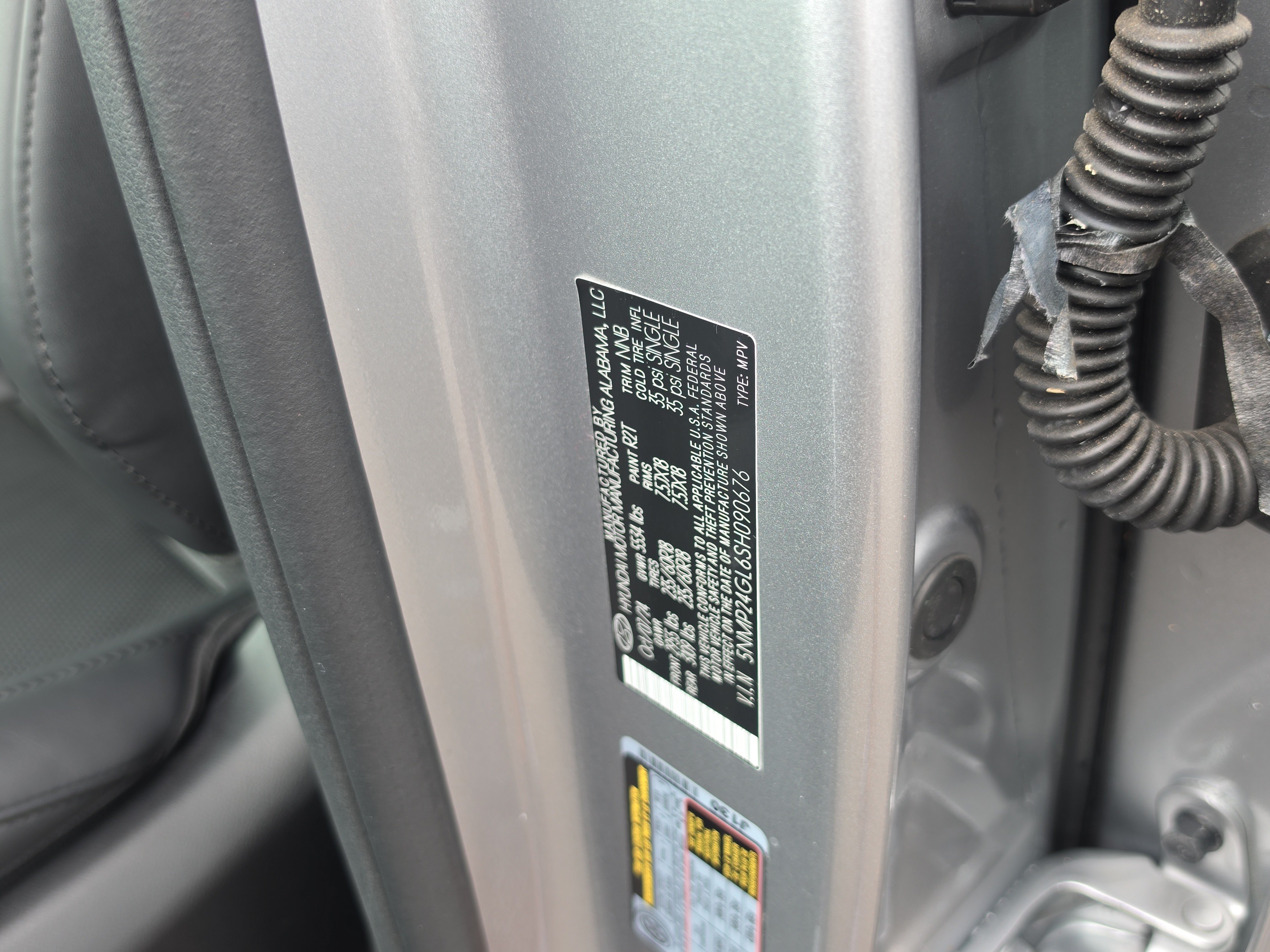 Used 2025 Hyundai Santa Fe SEL FWD image 23