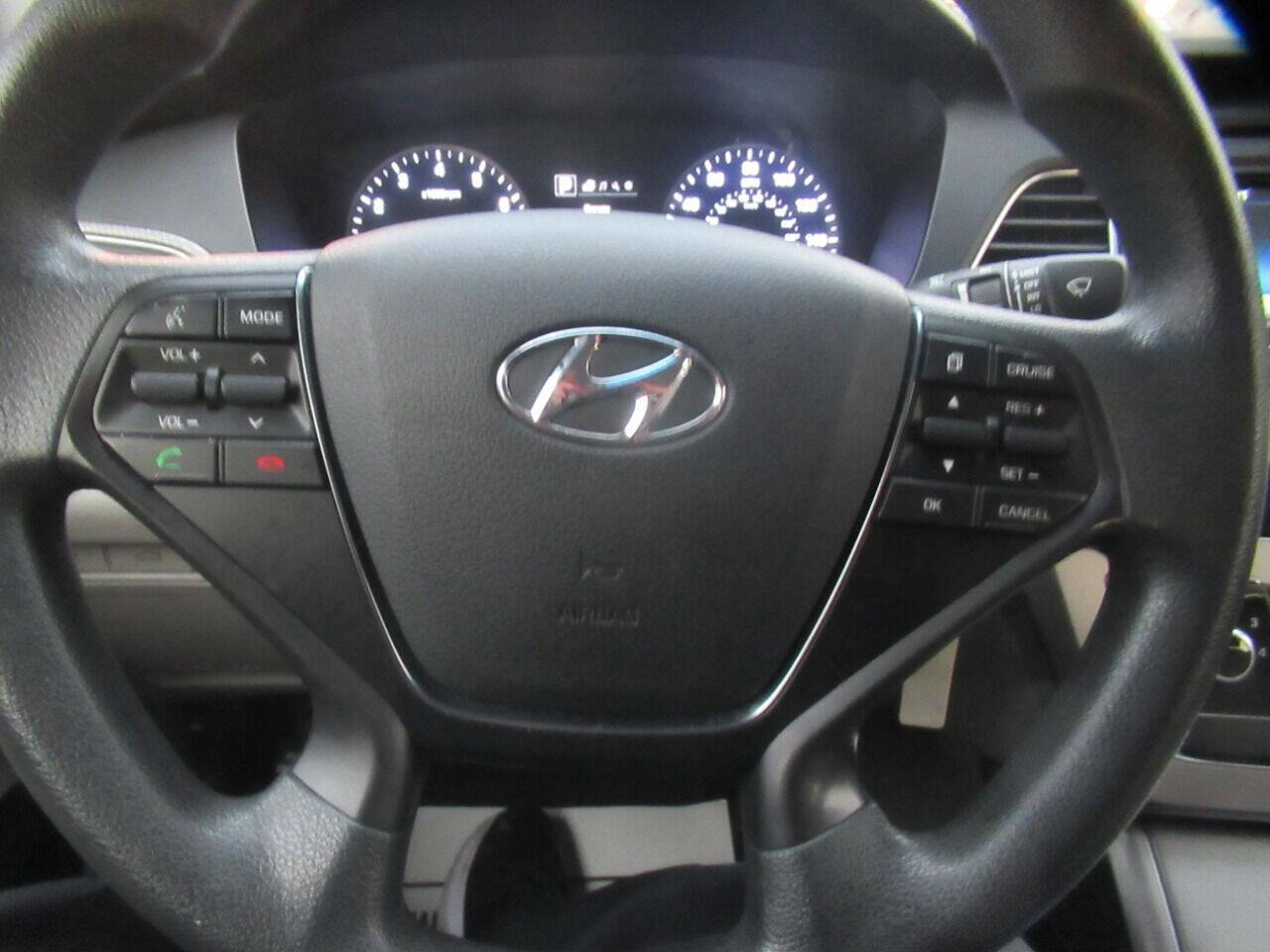 Used 2015 Hyundai Sonata ECO image 17