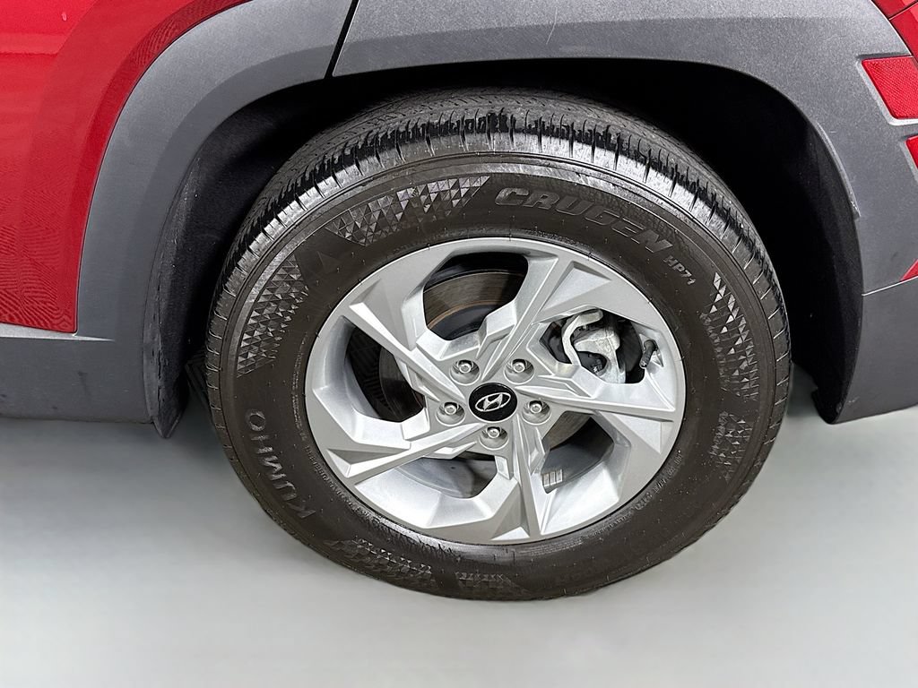 Certified 2024 Hyundai Tucson SE FWD image 33