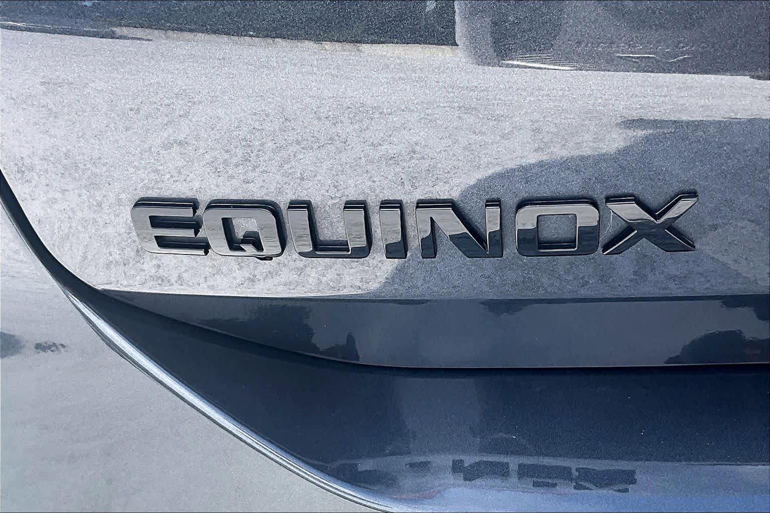Used 2023 Chevrolet Equinox RS FWD image 29