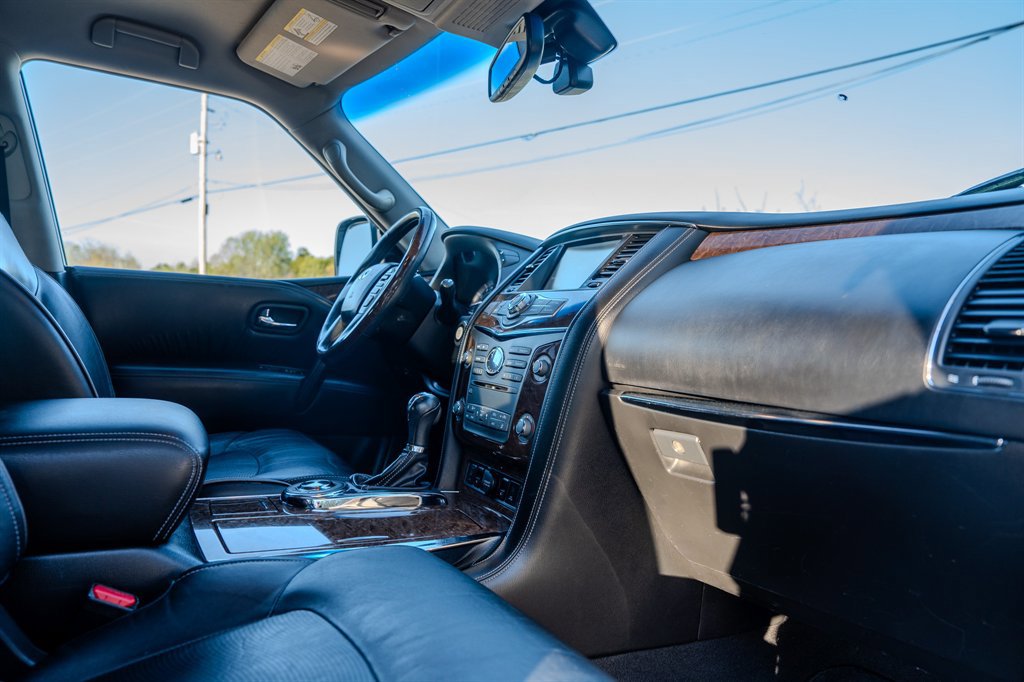 Used 2017 INFINITI QX80 2WD w/ Driver Assistance Package image 33