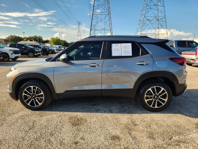 Used 2026 Chevrolet TrailBlazer LT w/ LT Cold Weather Package FWD image 4