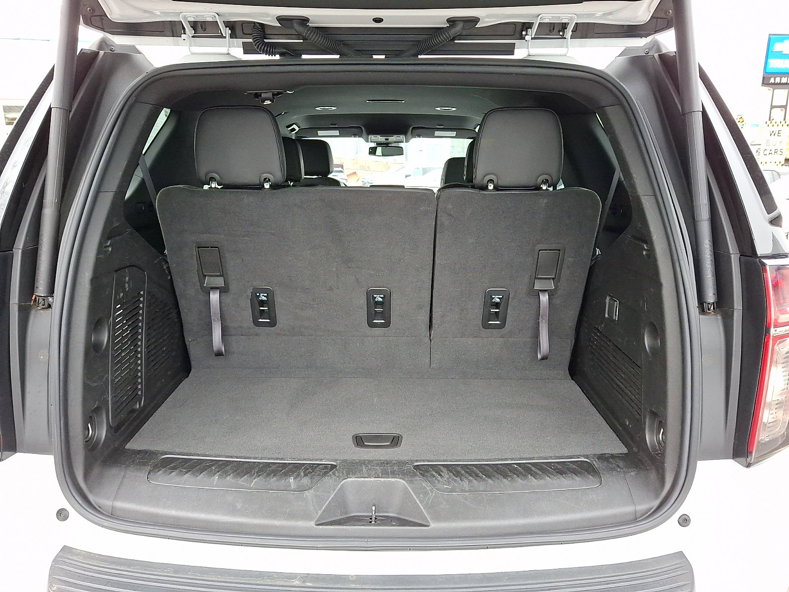 Certified 2024 Chevrolet Tahoe LT image 32