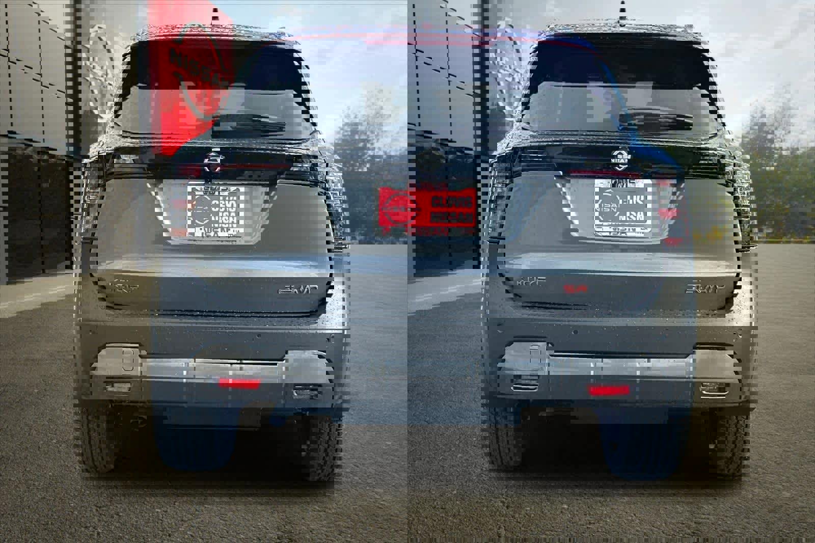 New 2026 Nissan Kicks SR w/ Cold Weather Package image 8