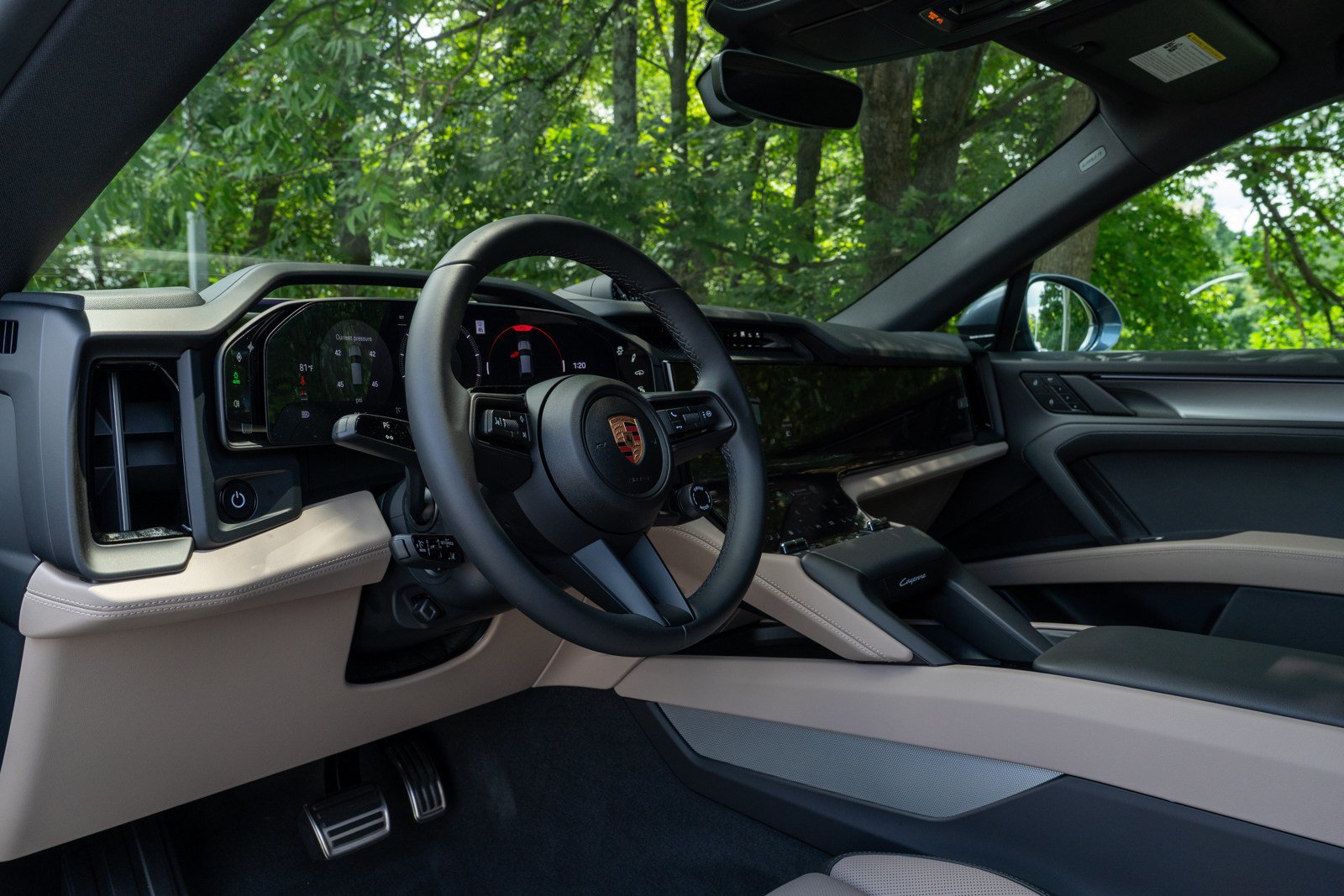 New 2026 Porsche Cayenne Coupe AWD/4WD image 4