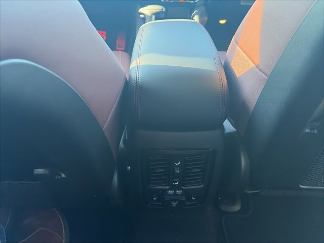 Used 2025 Dodge Durango GT image 13