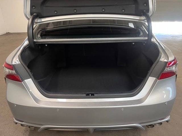 Used 2022 Toyota Camry XSE w/ Navigation Package image 17