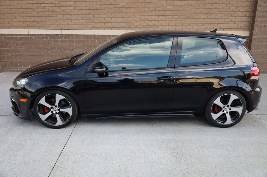 Used 2011 Volkswagen GTI Autobahn image 3