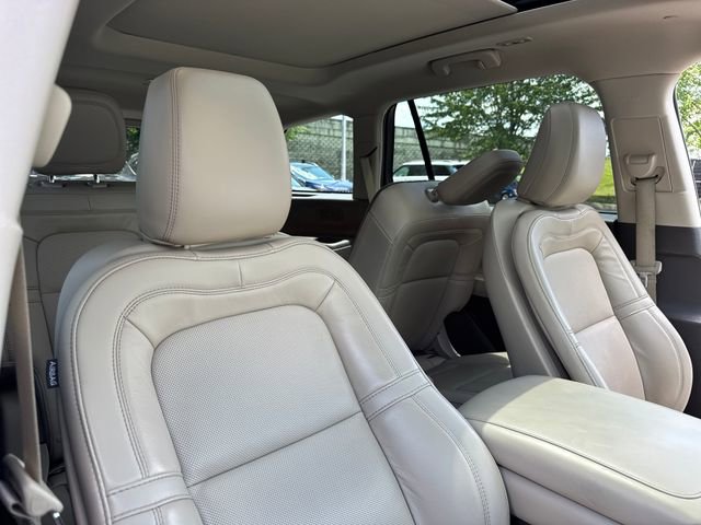 Used 2024 Lincoln Aviator Reserve w/ Jet Package AWD/4WD image 28