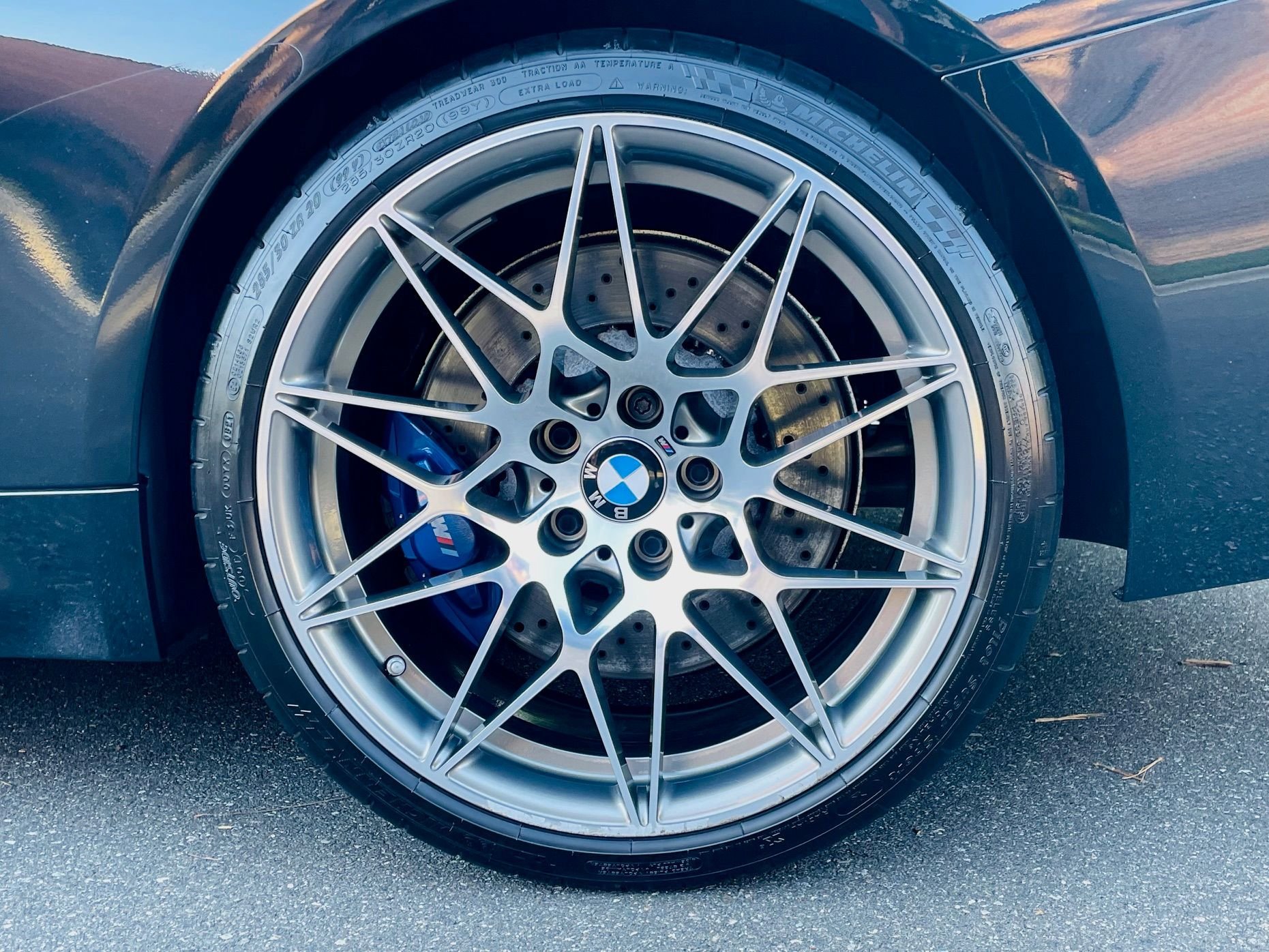 Used 2019 BMW M4 Coupe w/ Competition Package RWD image 22