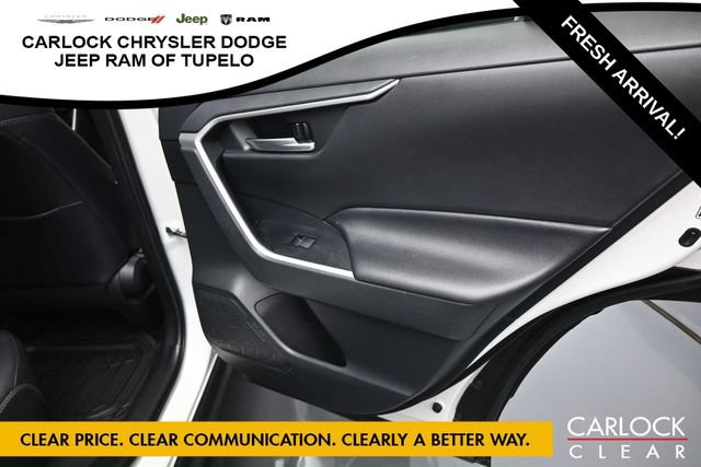 Used 2019 Toyota RAV4 XLE Premium w/ Cold Weather Package FWD image 32