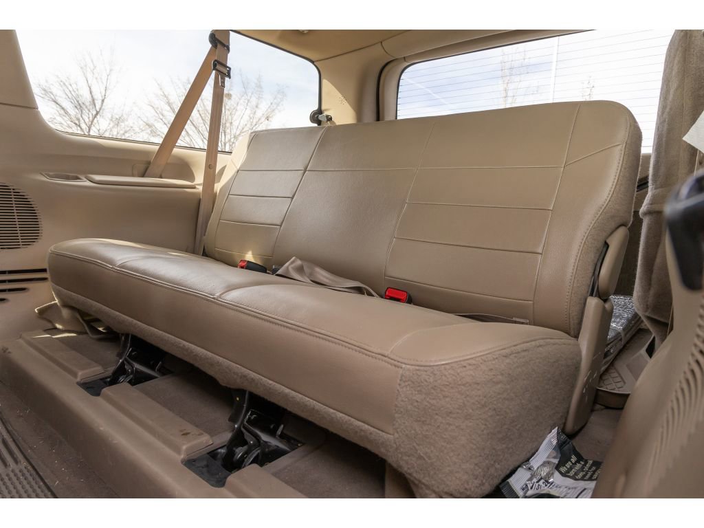 Used 2004 Ford Excursion Limited image 6