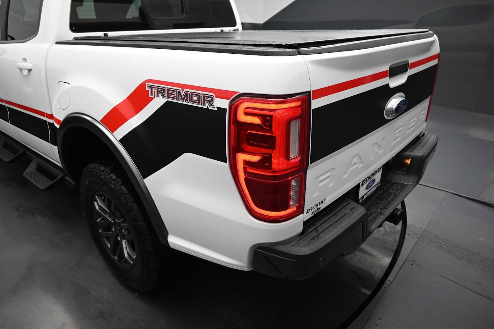 Certified 2021 Ford Ranger Lariat w/ Tremor Off-Road Package AWD/4WD image 17