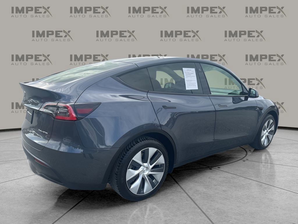 Used 2021 Tesla Model Y Long Range image 5