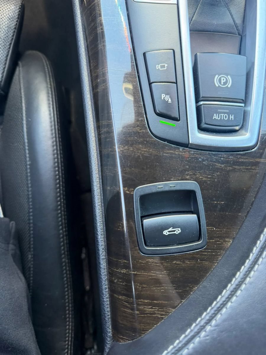 Used 2015 BMW 650i Convertible w/ M Sport Edition RWD image 34
