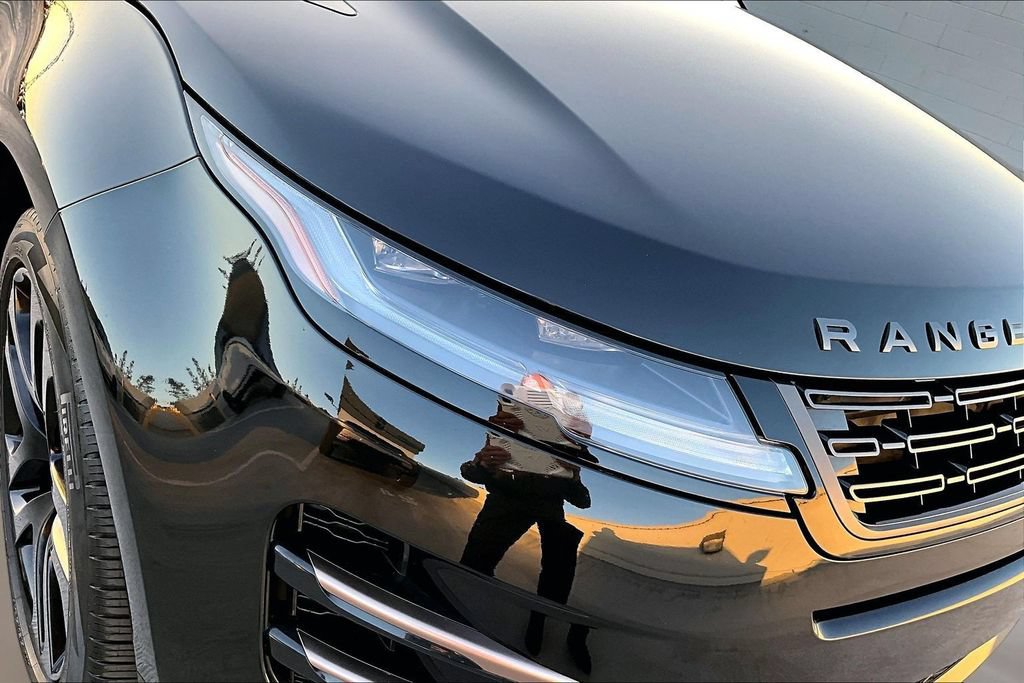 Certified 2024 Land Rover Range Rover Evoque Dynamic SE AWD/4WD image 30
