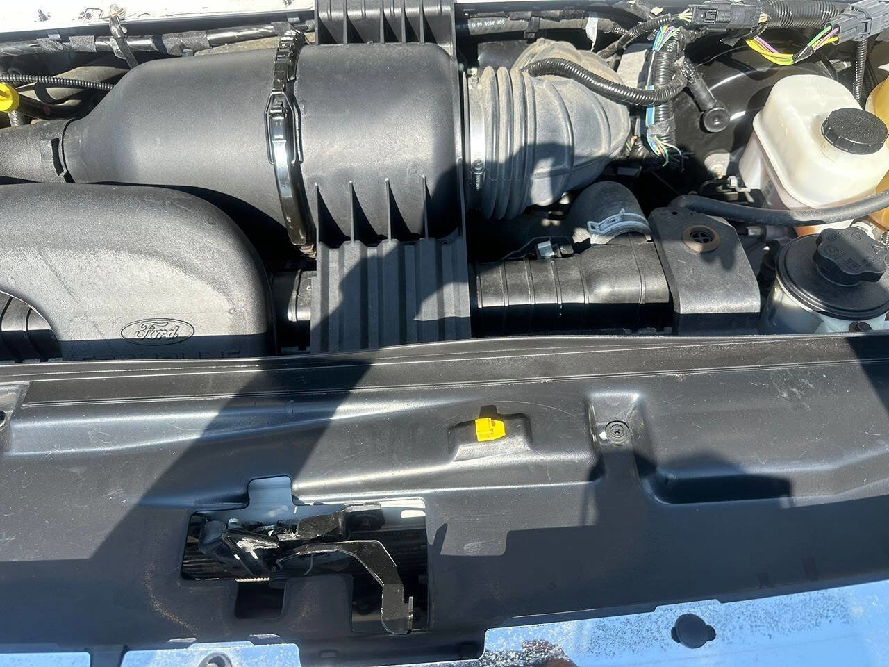 Used 2016 Ford E-350 and Econoline 350 Super Duty w/ Power Windows & Locks Group image 16