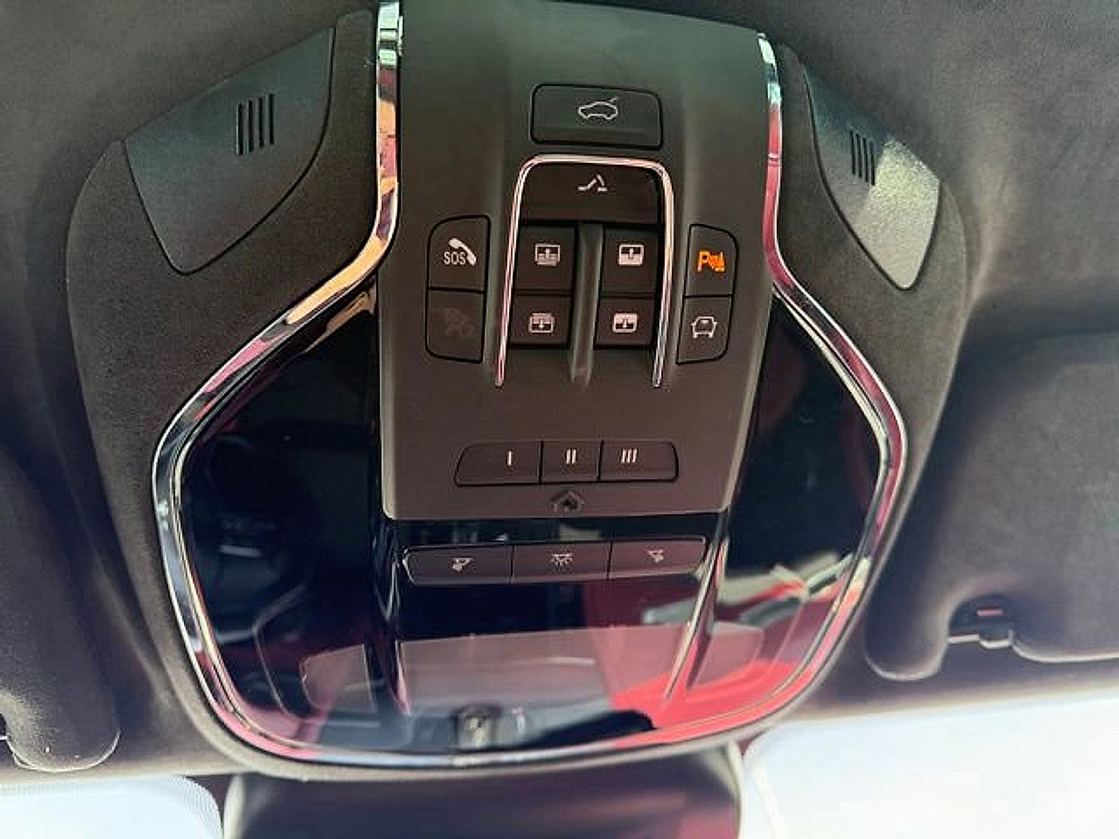 Used 2021 Maserati Levante GTS image 22