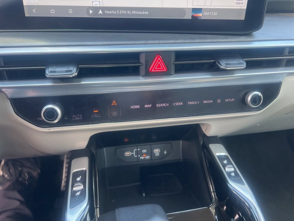 Certified 2025 Kia Sorento SX AWD/4WD image 56