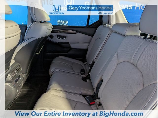 Certified 2025 Honda Pilot Elite image 19