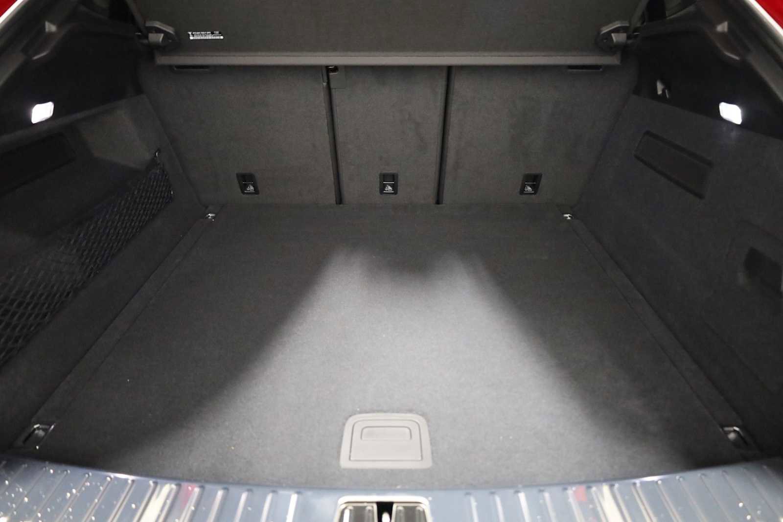 New 2025 Porsche Cayenne Coupe image 41