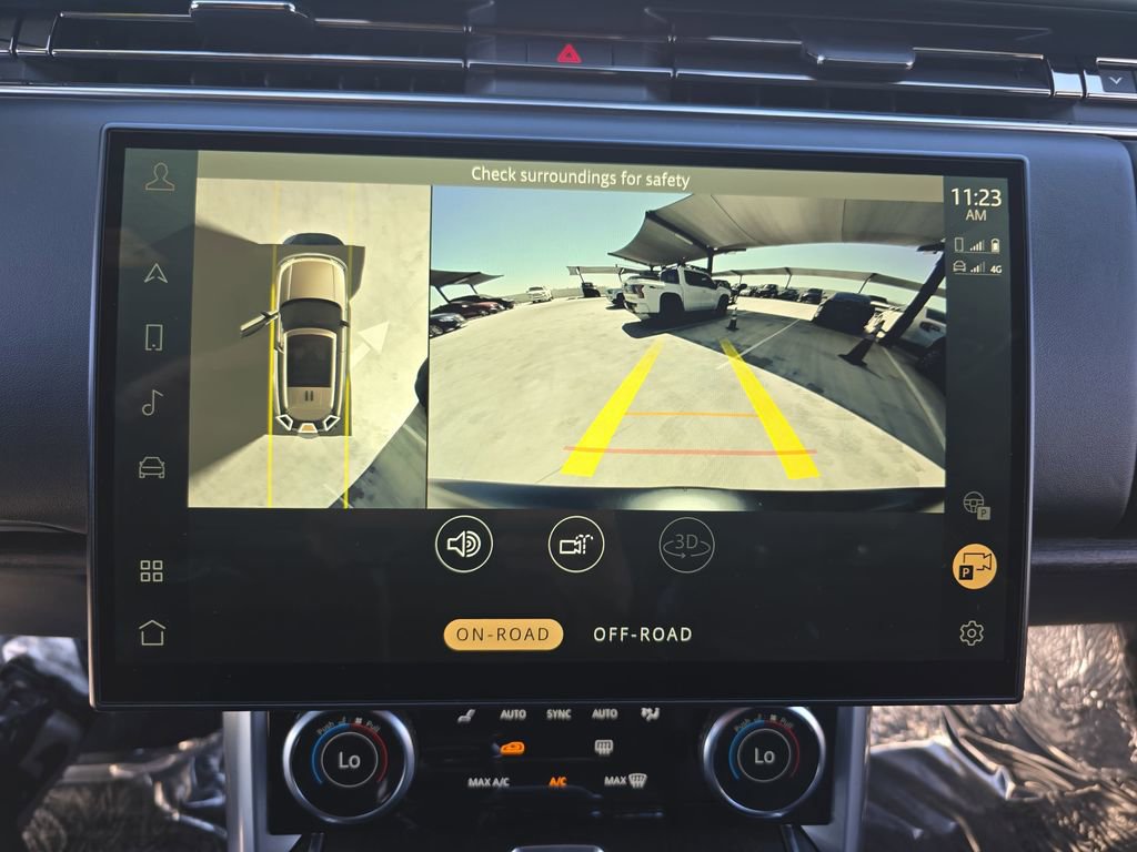 Used 2023 Land Rover Range Rover SE image 24