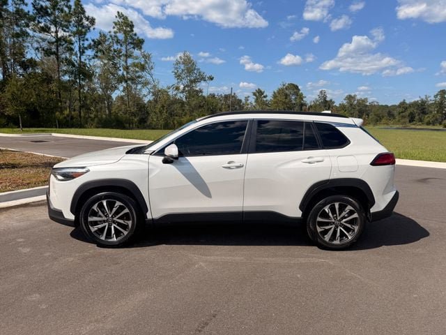 Used 2022 Toyota Corolla Cross XLE FWD image 14