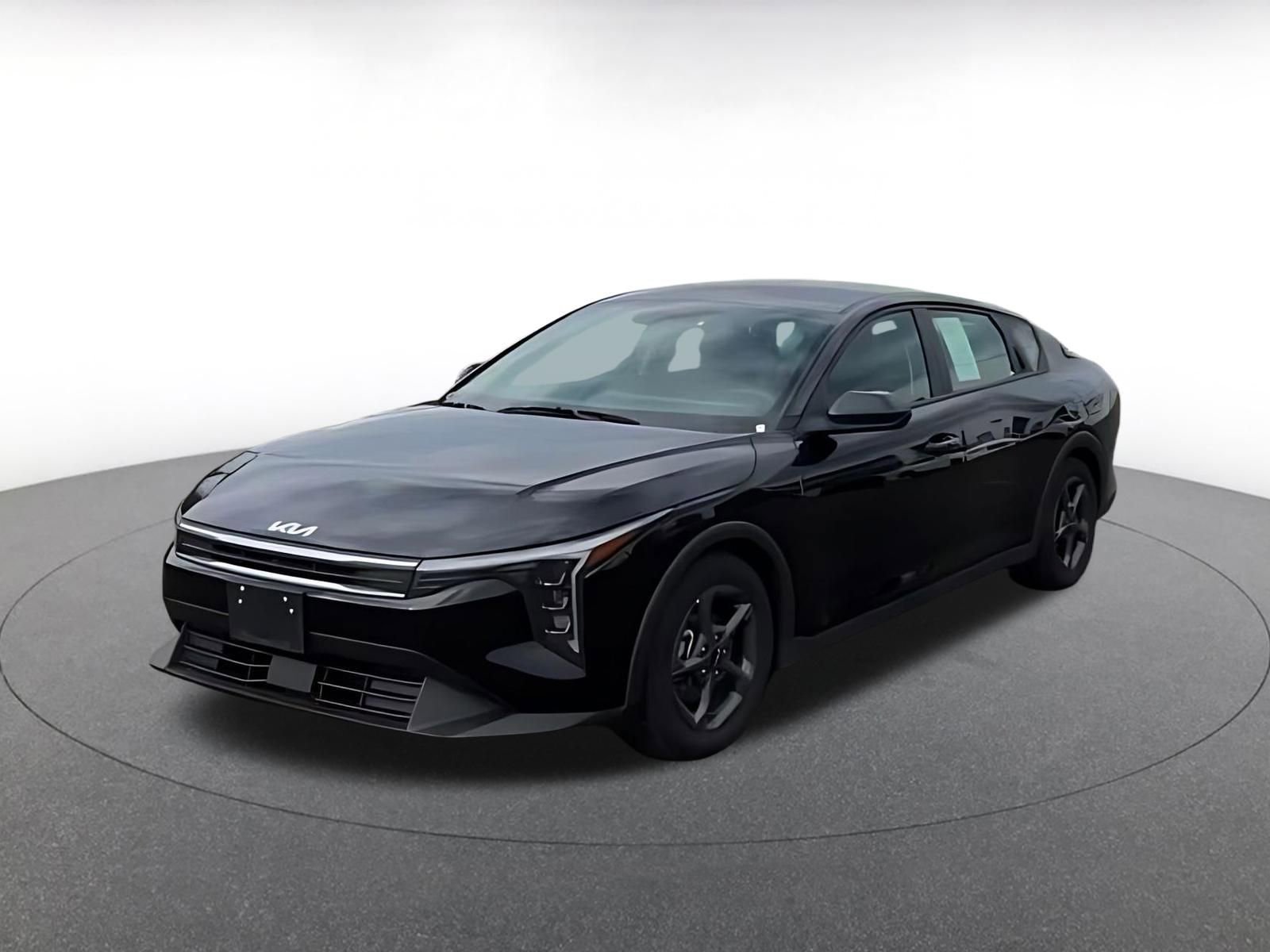 Used 2025 Kia K4 LXS image 7