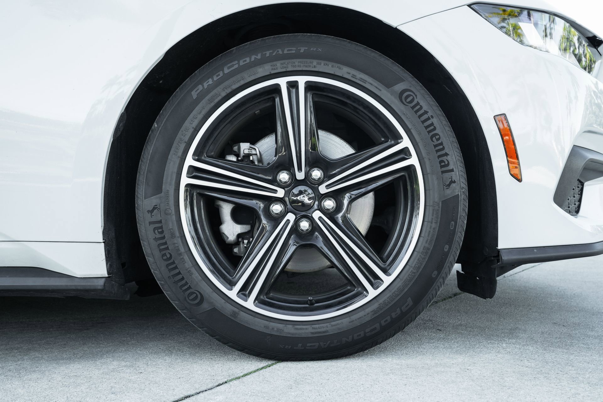 Used 2024 Ford Mustang Convertible image 11