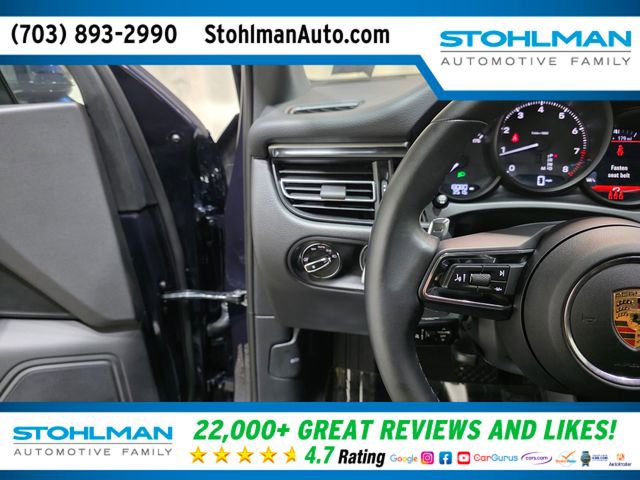 Used 2023 Porsche Macan AWD/4WD image 16