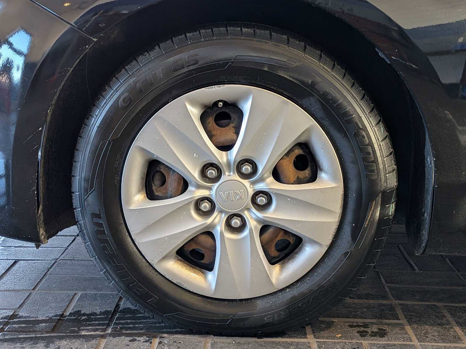 Used 2017 Kia Forte LX image 11