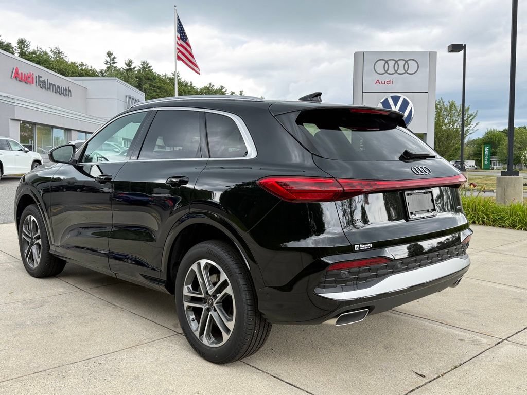 Used 2025 Audi Q5 Premium w/ Convenience Package AWD/4WD image 12