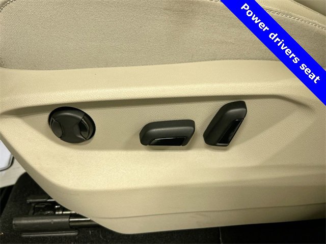 Certified 2025 Volkswagen Atlas SE image 13