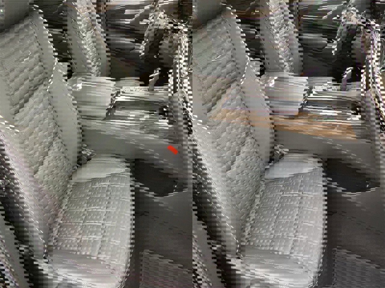 Certified 2024 Cadillac Escalade ESV Sport Platinum w/ LPO, ONYX Package image 11