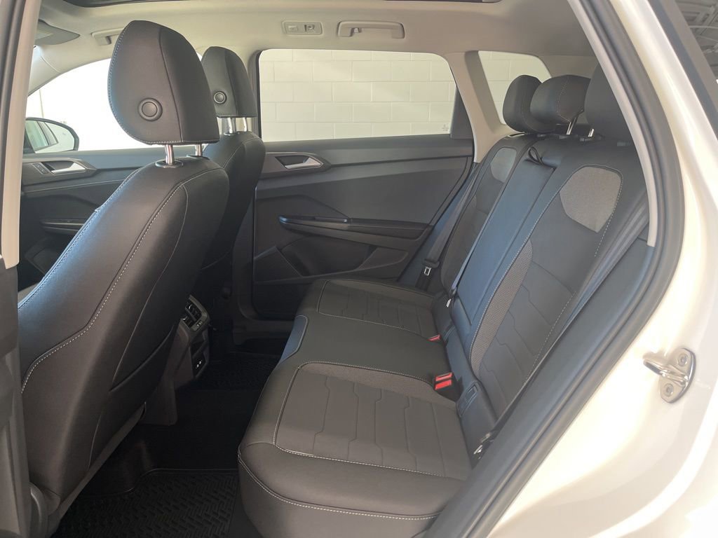 New 2026 Volkswagen Taos SE AWD/4WD image 34