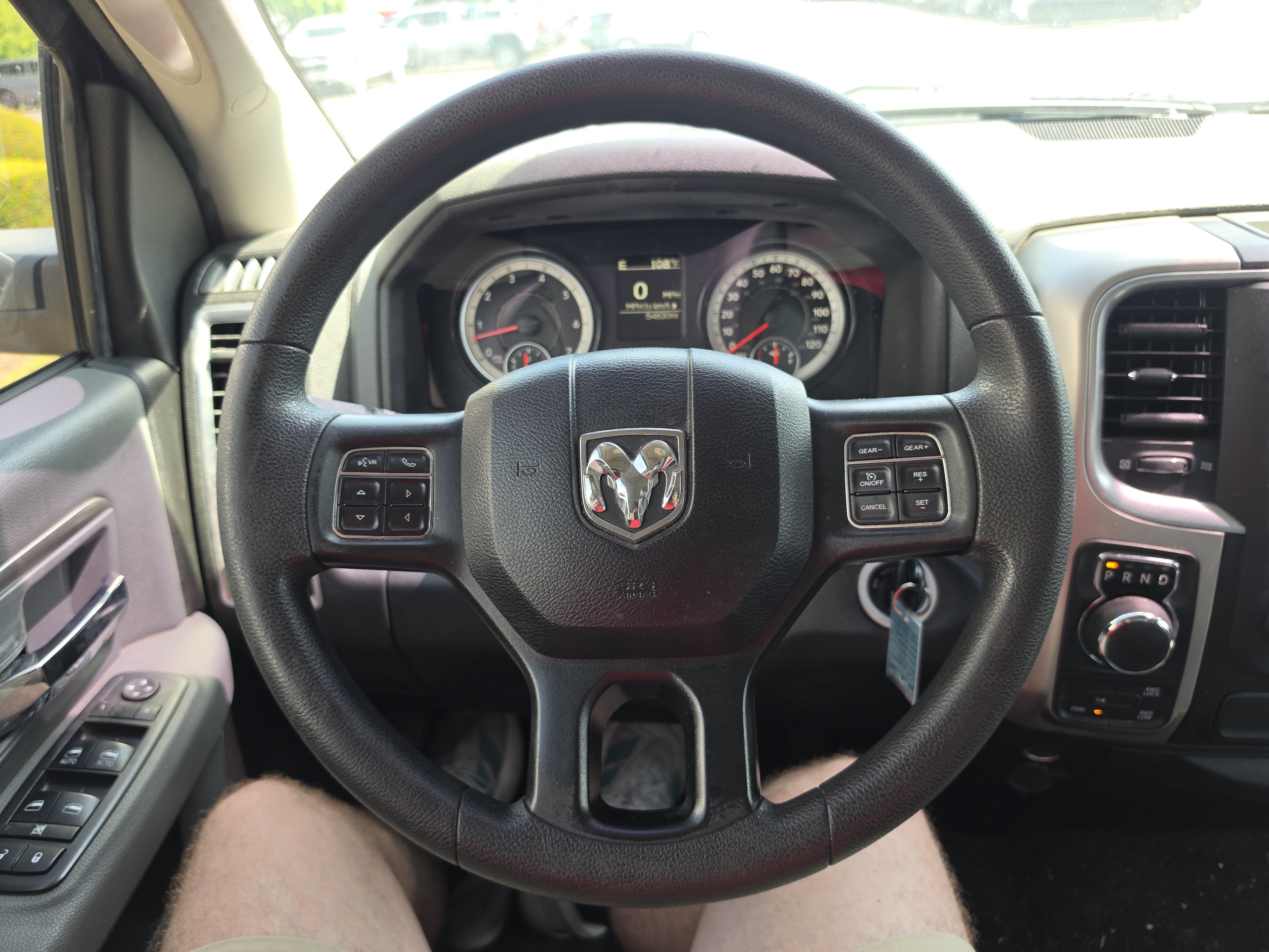 Used 2019 RAM 1500 Classic SLT AWD/4WD image 18