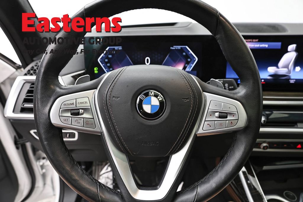 Used 2023 BMW X7 xDrive40i w/ Executive Package image 10