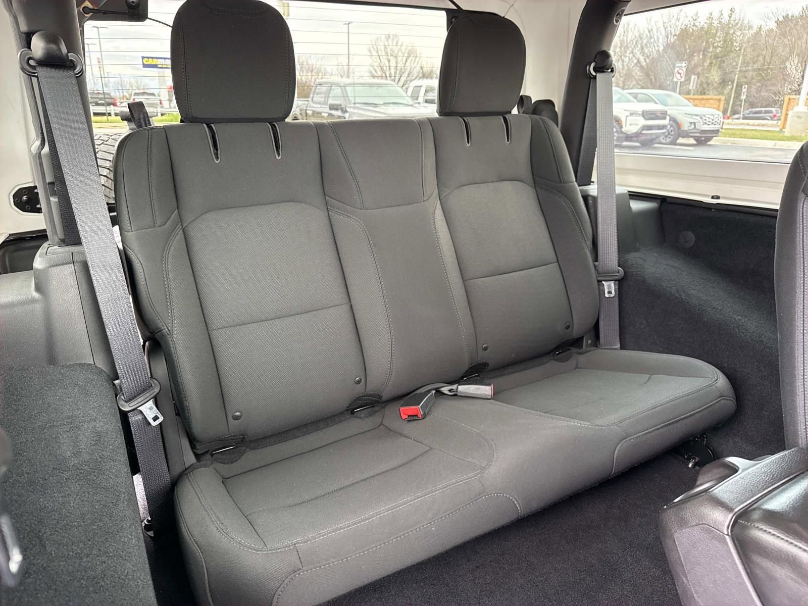 Used 2018 Jeep Wrangler Sport AWD/4WD image 23